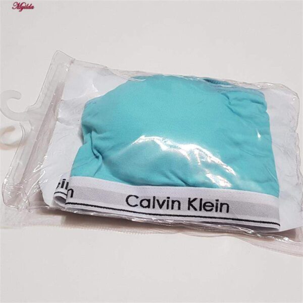 ست شورت و نیم تنه ورزشی زنانه مایا مدل بدون فنر پددار کد MY-4297-5009 رنگ آبی