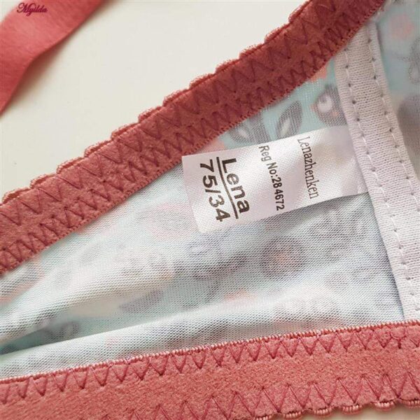 ست شورت و سوتین زنانه لنا مدل پوش آپ فنر دار کد 4378-6 ست شورت و سوتین زنانه لنا مدل پوش آپ فنر دار کد 4378-6