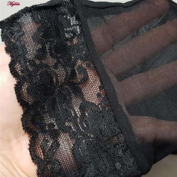 لباس خواب زنانه ماییلدا کد 4419-412 به همراه جوراب رنگ مشکی