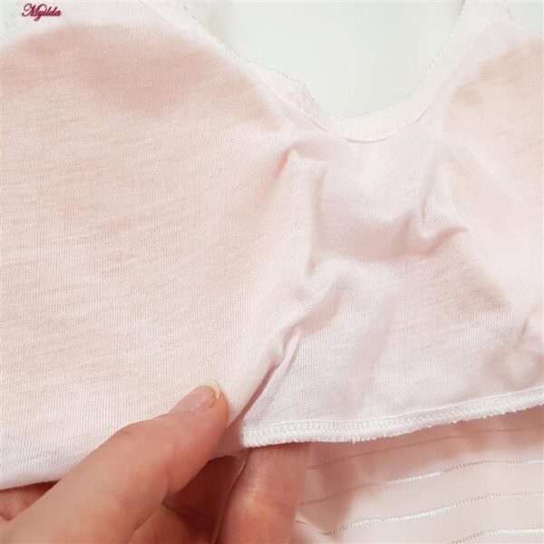 ست شورت و نیم تنه زنانه مدل 4526 رنگ صورتی ست شورت و نیم تنه زنانه مدل 4526 رنگ صورتی