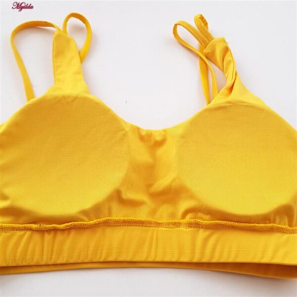 نیم تنه ورزشی زنانه مدل پد دار بدون فنر کد 4521-290P رنگ زرد