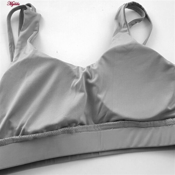 نیم تنه ورزشی زنانه مدل پد دار بدون فنر کد 4521-290P رنگ طوسی