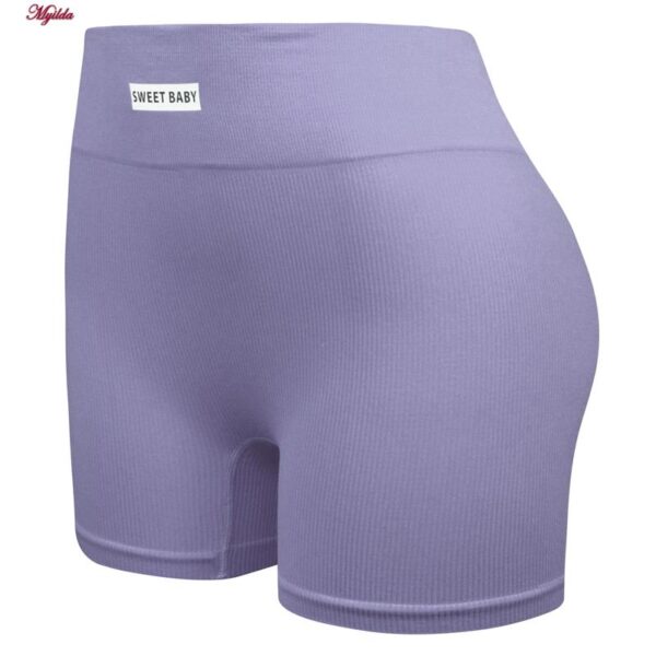 ست نیم تنه و شلوارک ورزشی زنانه ماییلدا مدل پددار بدون فنر کد 4580 رنگ یاسی