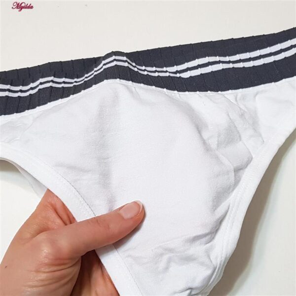 ست نیم تنه و شورت ورزشی زنانه ماییلدا مدل بدون فنر پددار کد 4751 رنگ سفید