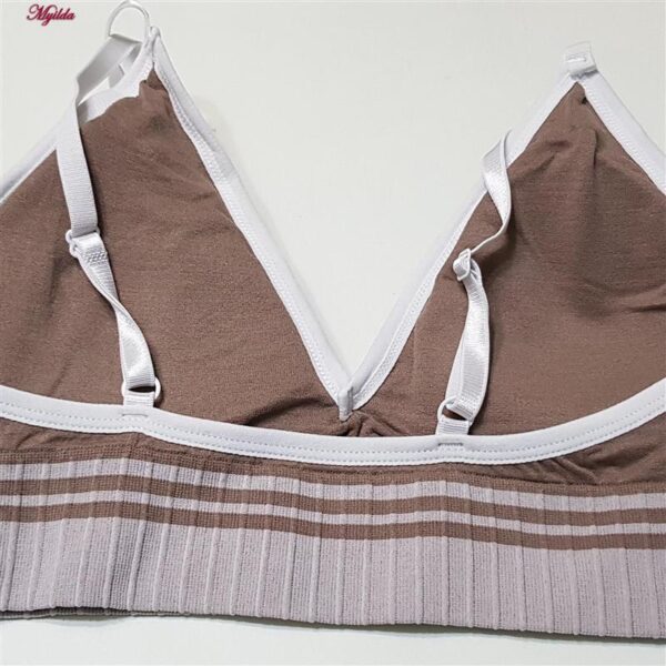 ست نیم تنه و شورت ورزشی زنانه ماییلدا مدل بدون فنر پددار کد 4751 رنگ نسکافه ای