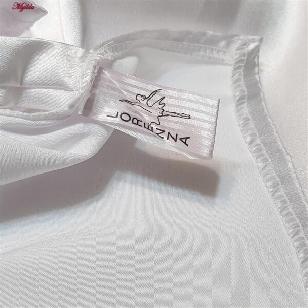 لباس خواب زنانه لورنزا مدل ساتن بند گلدار بغل نردبانی کد 4715-2004 رنگ سفید به همراه کش مو