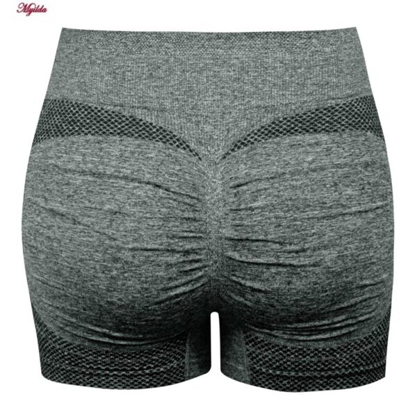 شلوارک ورزشی زنانه ماییلدا مدل پشت چین دار کد 4846 رنگ سبز