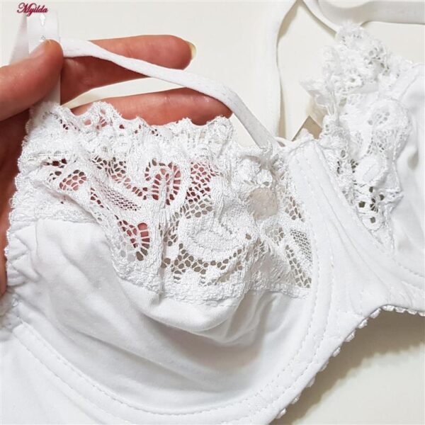 سوتین زنانه ماییلدا مدل فنردار گیپور گلدار هارنس کد 4889 رنگ سفید