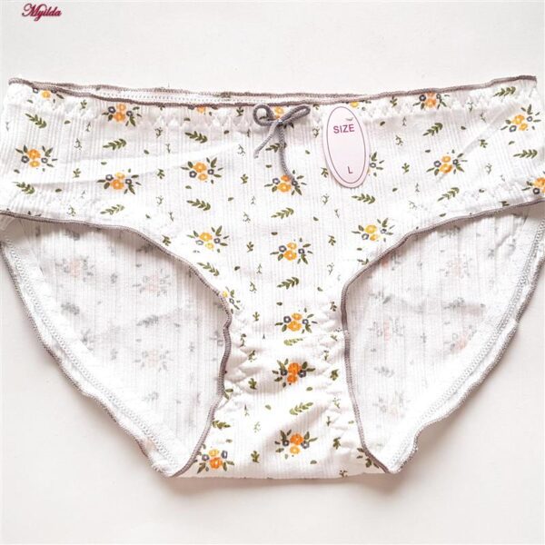 شورت زنانه ماییلدا مدل گلهای بهاری کد 4973 رنگ طوسی