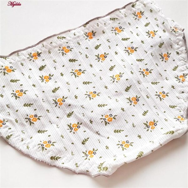 شورت زنانه ماییلدا مدل گلهای بهاری کد 4973 رنگ طوسی