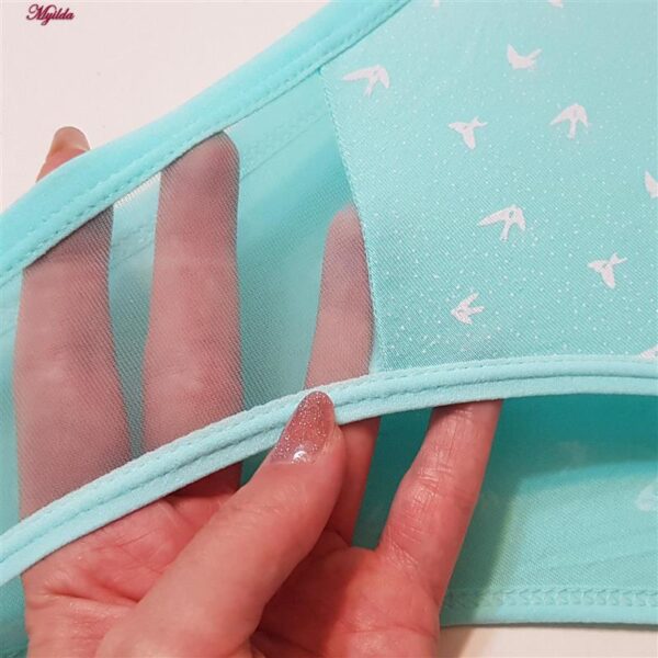 ست شورت و سوتین زنانه پانیذ مدل فنردار 9046 رنگ آبی آسمانی