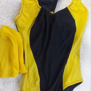 مایو دخترانه دو رنگ همراه با کلاه کد R673