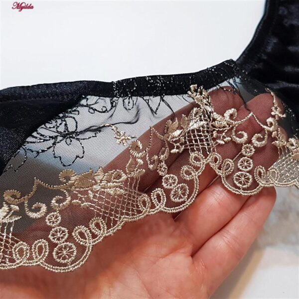 ست شورت و سوتین زنانه برتا مدل فنردار کد 5106-4010-B رنگ مشکی به همراه نگهدارنده جوراب