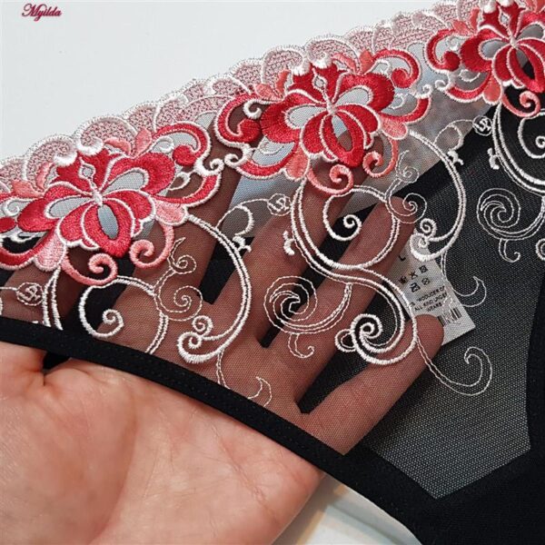 ست شورت و سوتین زنانه برتا مدل فنردار کد 5107-4030-RB رنگ مشکی به همراه نگهدارنده جوراب