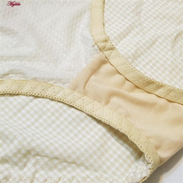 ست شورت و سوتین زنانه پدلی مدل بند متحرک فنردار کد 5131-P130 رنگ کرم چهارخانه