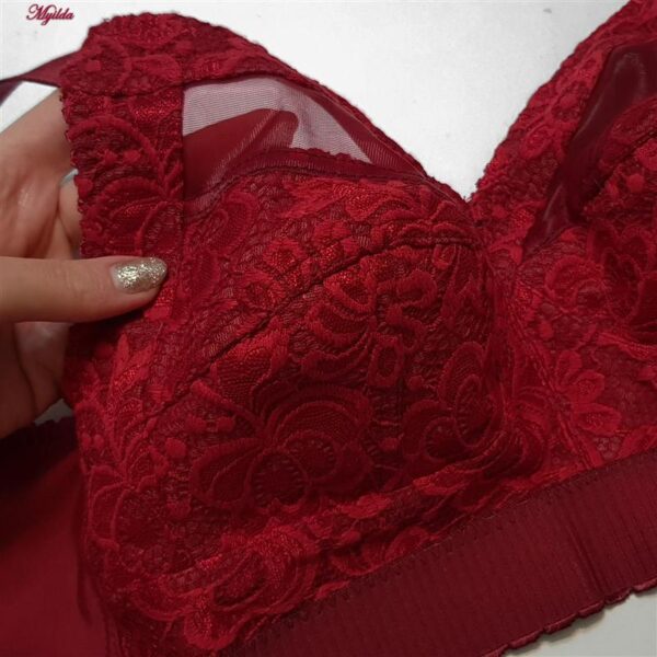 سوتین زنانه ماییلدا مدل دانتل پروانه کش کد 5058 رنگ زرشکی