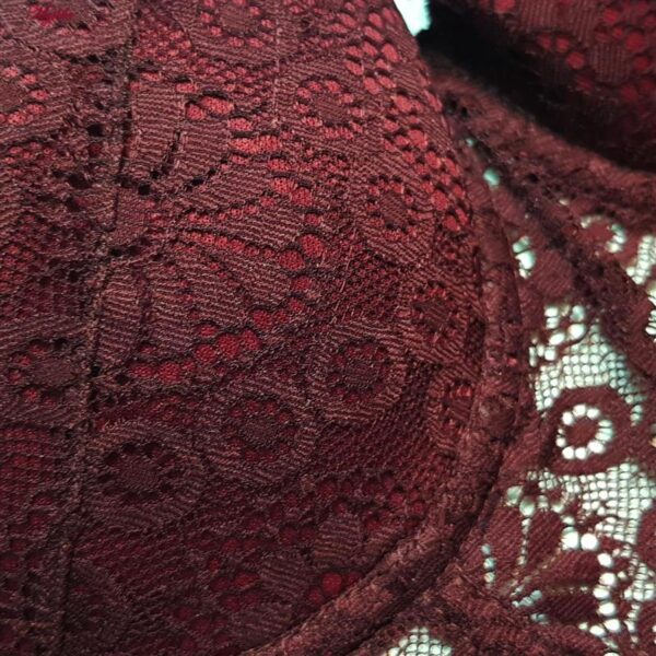 ست شورت و سوتین زنانه برتا مدل فنردار گیپور گلدار کد 5134-6043 رنگ زرشکی