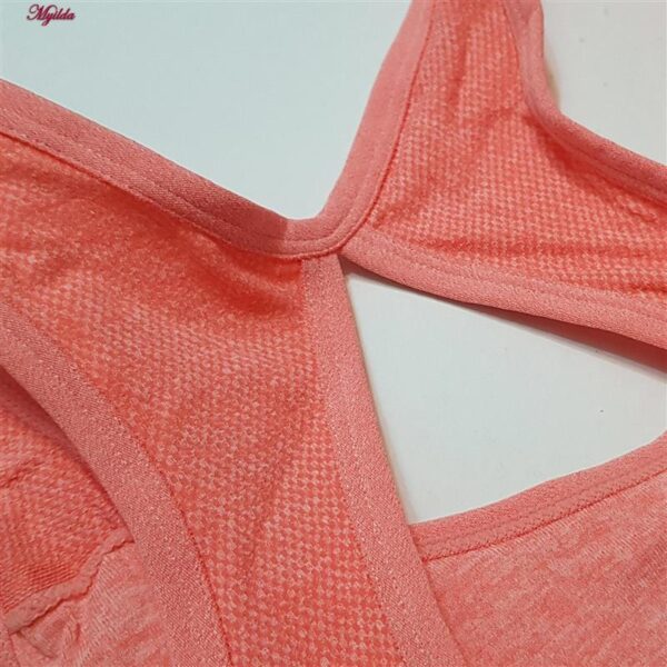 ست نیم تنه و شلوارک ورزشی زنانه ماییلدا مدل سیملس پشت چین دار پددار کد 5172 رنگ گلبهی