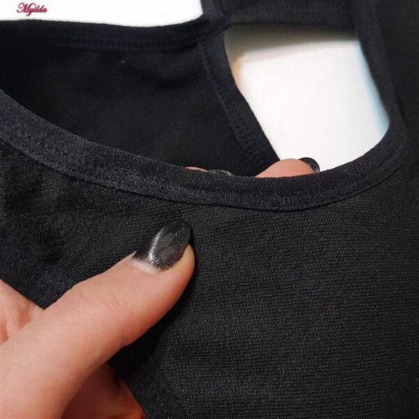 ست نیم تنه و شلوارک ورزشی زنانه ماییلدا مدل سیملس پشت چین دار پددار کد 5172 رنگ مشکی