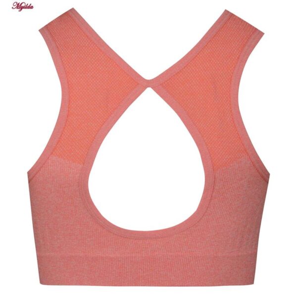 ست نیم تنه و شلوارک ورزشی زنانه ماییلدا مدل سیملس پشت چین دار پددار کد 5172 رنگ گلبهی