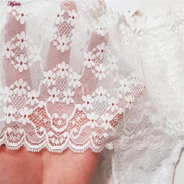 ست شورت و سوتین زنانه شاندرمن مدل فنردار گیپور گلدار کد 5080-2464-03 رنگ سفید