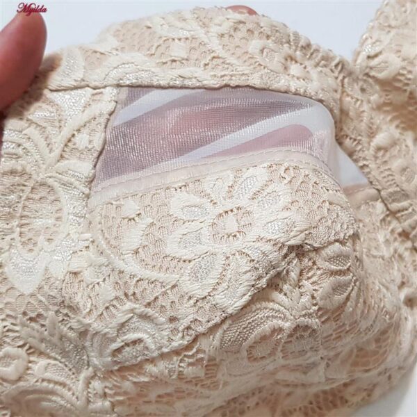 سوتین زنانه ماییلدا مدل بدون فنر کد 5055 رنگ کرم