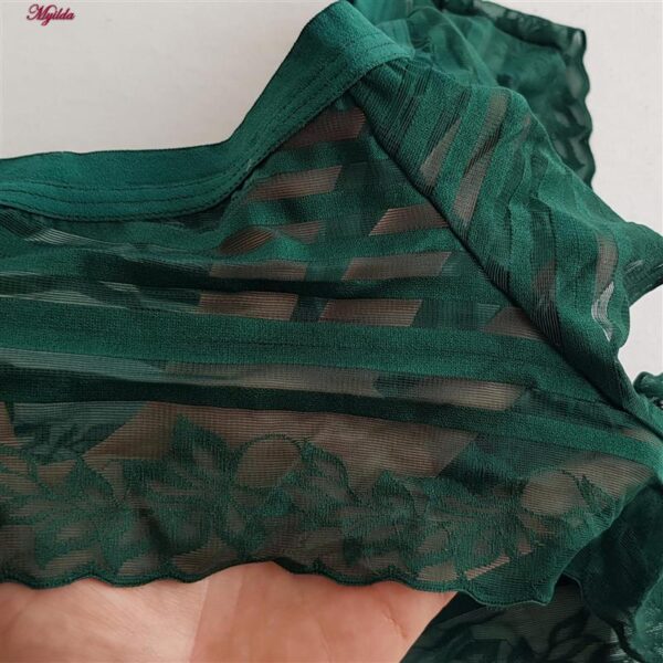 شورت زنانه ماییلدا مدل گیپور گلدار کد 5232 رنگ سبز