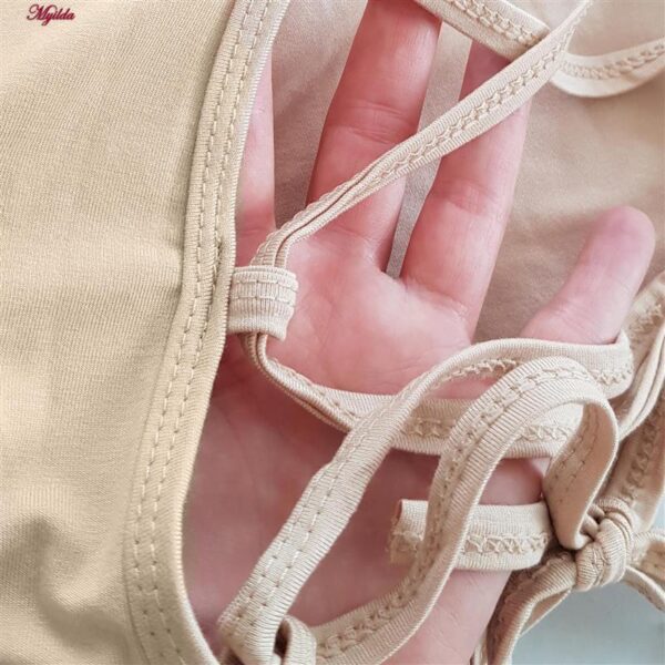 کراپ‌ تی‌شرت آستین بلند زنانه مدل پشت بندی کد 5228-609P رنگ کرم