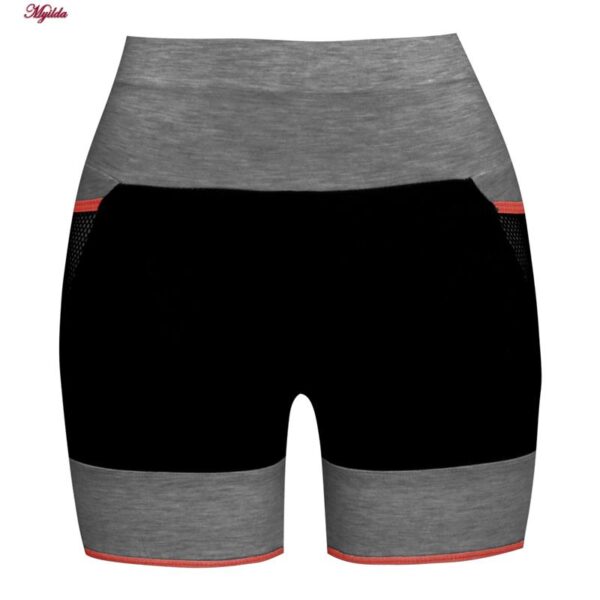 ست نیم تنه و شلوارک ورزشی زنانه مدل جیبدار کد 5229-534