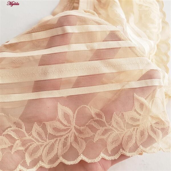 شورت زنانه ماییلدا مدل گیپور گلدار کد 5232 رنگ کرم