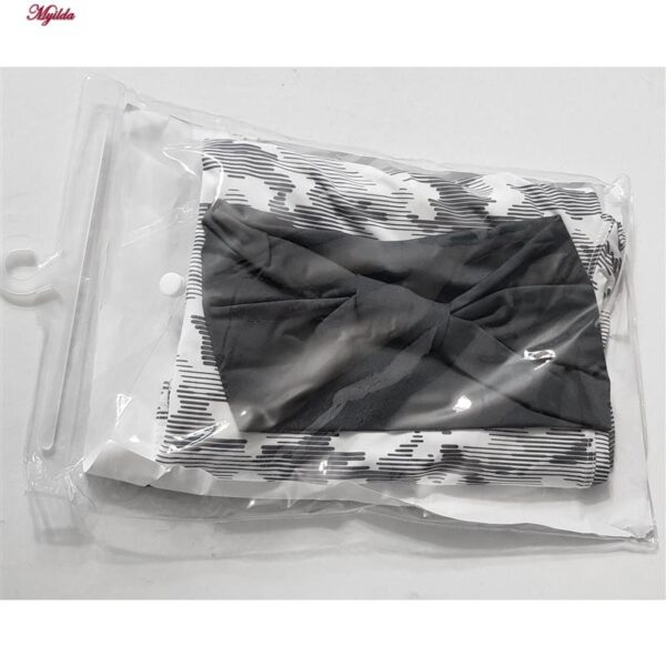 ست تاپ و شلوارک ورزشی زنانه مدل 5215-746P رنگ طوسی به همراه هدبند