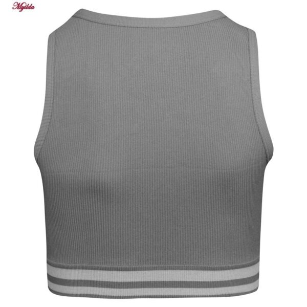 ست نیم تنه و شلوارک ورزشی زنانه ماییلدا مدل زیپ دار پشت چین دار کد 5243-8319 رنگ طوسی