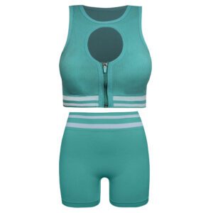 ست نیم تنه و شلوارک ورزشی زنانه ماییلدا مدل زیپ دار پشت چین دار کد 5243-8319 رنگ سبزآبی