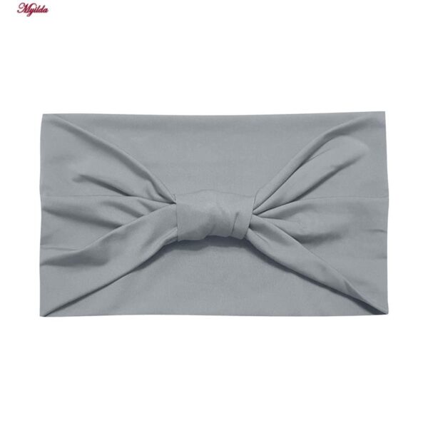 ست تی شرت و شلوار ورزشی زنانه مدل 5231-734p رنگ طوسی به همراه هدبند