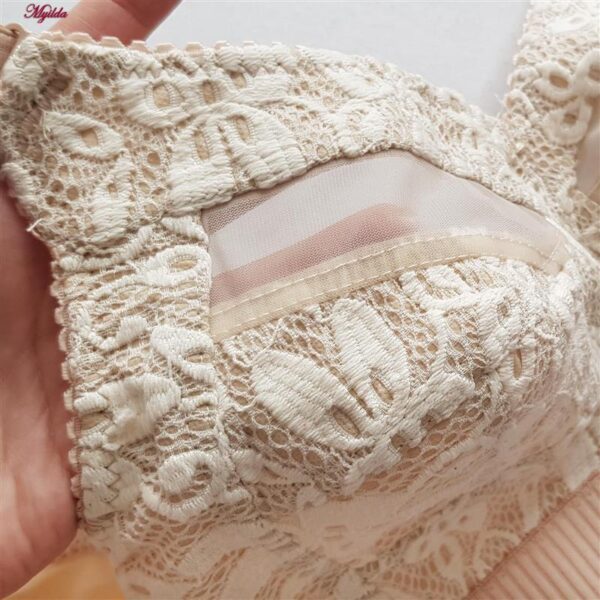 سوتین بدون فنر زنانه ماییلدا مدل کش پهن کد 5058