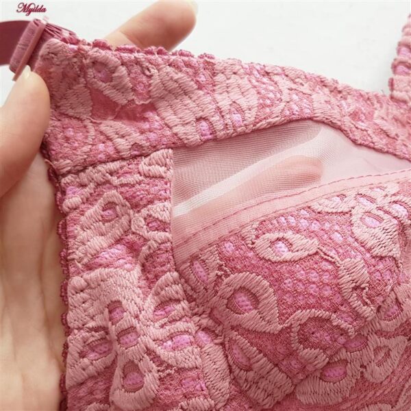 سوتین بدون فنر زنانه ماییلدا مدل 5055