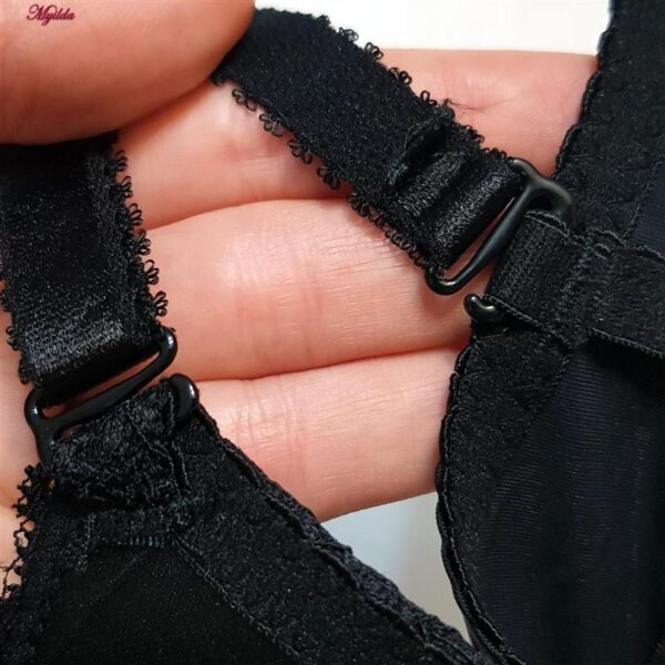 سوتین اسفنجی زنانه پدلی مدل بند متحرک فنردار 5133-P137-1