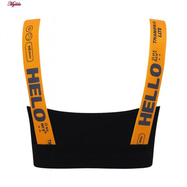 ست نیم‌تنه و شلوارک ورزشی زنانه ماییلدا مدل 5327