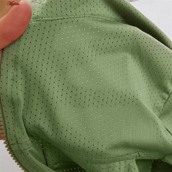 تی شرت آستین کوتاه ورزشی زنانه ماییلدا مدل 5338-556