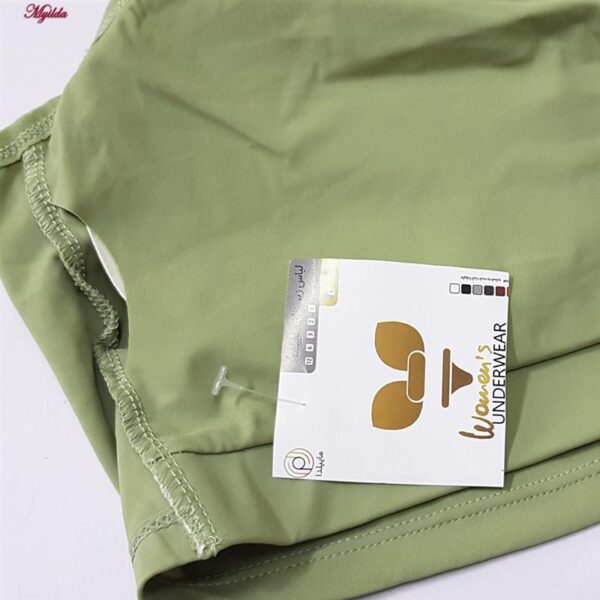 ست نیم‌تنه و شلوارک ورزشی زنانه ماییلدا مدل 5409-7106