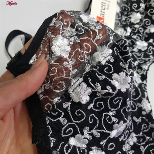 ست شورت و سوتین زنانه کارنا رز مدل فنردار کد 5426