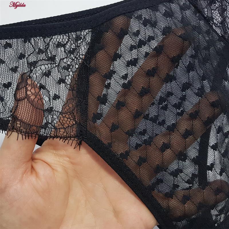 ست شورت و سوتین زنانه کارنا رز مدل فنردار کد 5428 ست شورت و سوتین زنانه کارنا رز مدل فنردار کد 5428