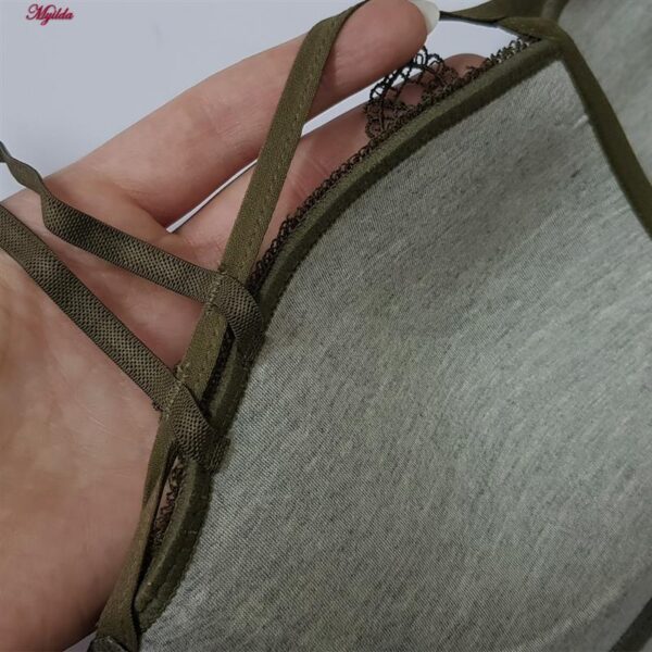 سوتین اسفنجی زنانه مدل بدون فنر 5405-3513