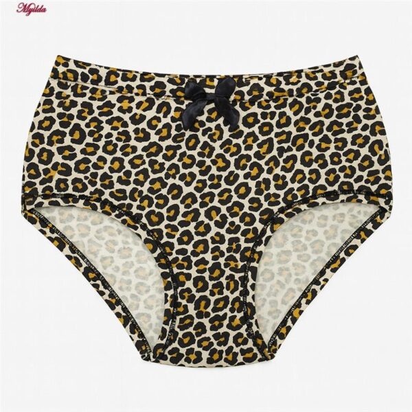 شورت زنانه ماییلدا مدل پلنگی کد 5453