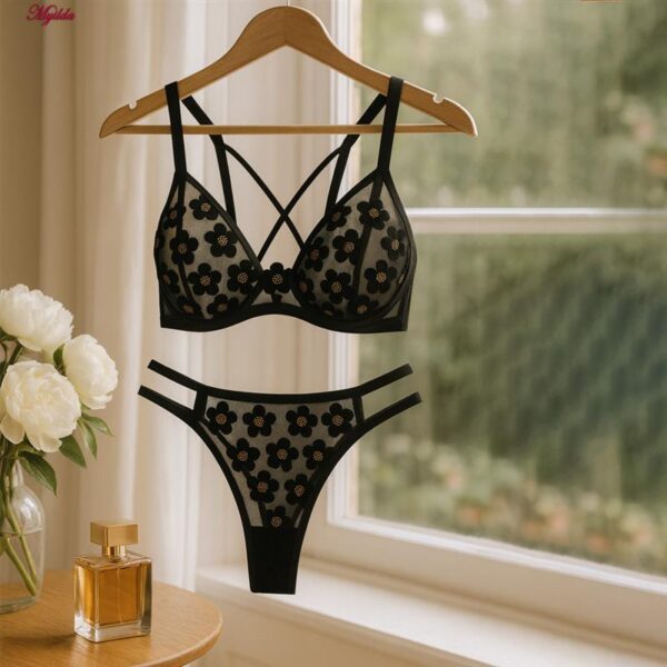 ست شورت و سوتین زنانه کارنا رز مدل فنردار کد 5427