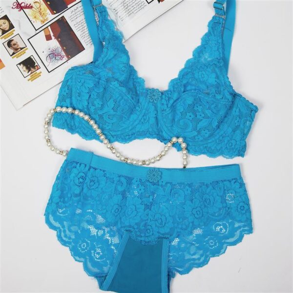 ست شورت و سوتین زنانه پانیذ کد 9015-LB