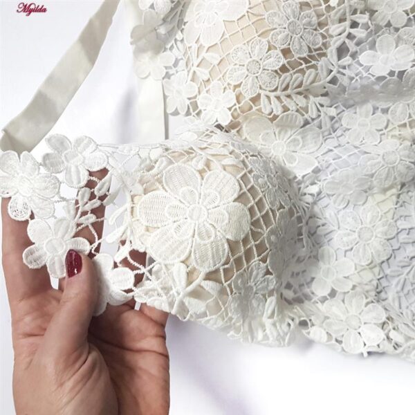 تاپ زنانه ماییلدا مدل گل گلی گیپوری کد 5474-1837