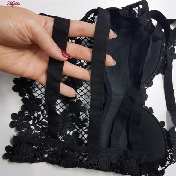 کراپ تاپ زنانه ماییلدا مدل گل گلی گیپوری کد 5474-1837