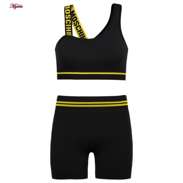 ست نیم‌تنه و شلوارک ورزشی زنانه مدل سیملس پشت چین دار کد 5562-2333