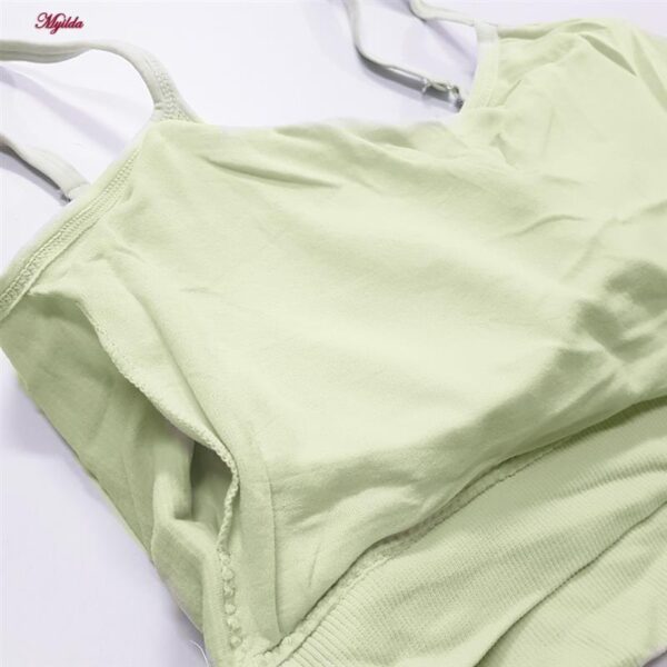 ست نیم‌تنه و شلوارک ورزشی زنانه ماییلدا مدل 5633